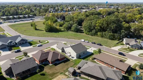 View/Area - 4900 E Cattail Dr, Sioux Falls, SD 57110 photo 1 of 3