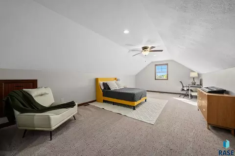Bedroom - 4900 E Cattail Dr, Sioux Falls, SD 57110 photo 5 of 9