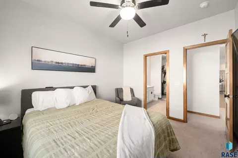 Bedroom - 7210 E 45th St, Sioux Falls, SD 57110 photo 2 of 4