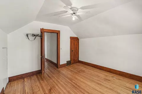 Bedroom - 307 North St, Viborg, SD 57070 photo 5 of 7