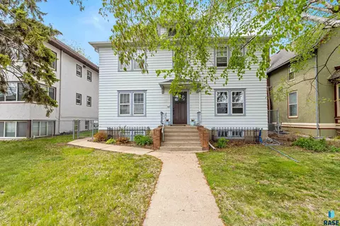 213 S Spring Ave, Sioux Falls, SD 57104