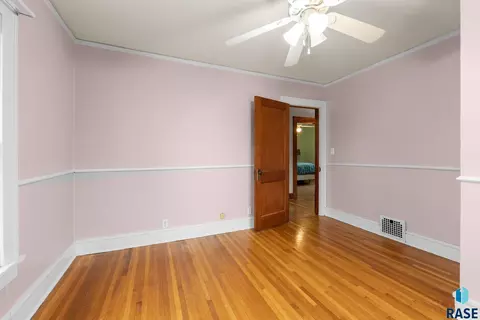 709 E 20th St, Sioux Falls, SD 57105 photo 22