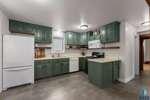 709 E 20th St, Sioux Falls, SD 57105 photo 10