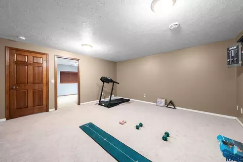 2213 E 63rd St, Sioux Falls, SD 57108 photo 37