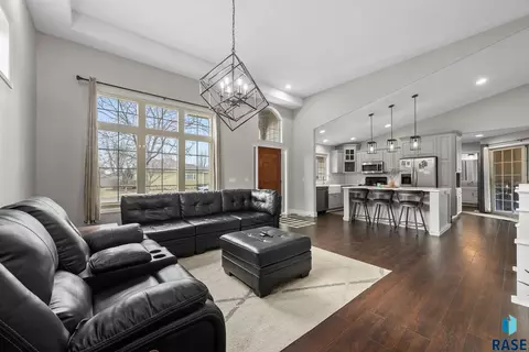 2213 E 63rd St, Sioux Falls, SD 57108 photo 12