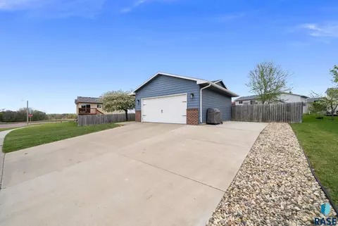 Exterior - 504 Adam Ave, Baltic, SD 57003 photo 2 of 6