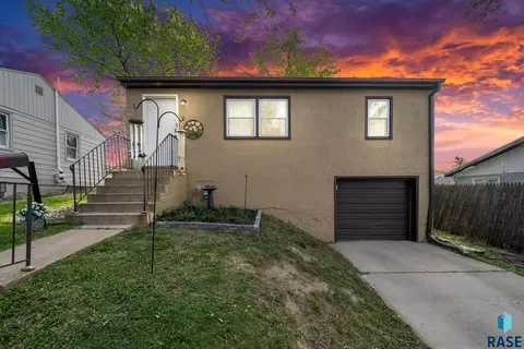 608 S Highland Ave, Sioux Falls, SD 57103