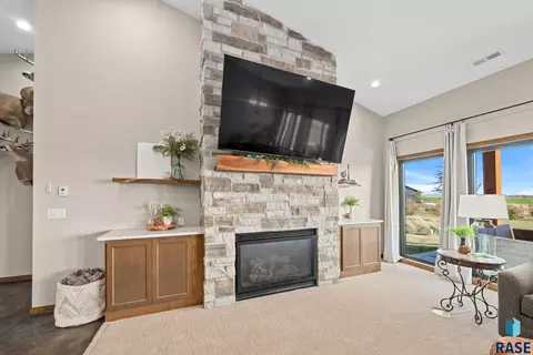 Living - 47251 254th St, Baltic, SD 57003 photo 3 of 5