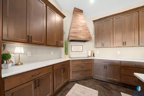 Kitchen - 47251 254th St, Baltic, SD 57003 photo 3 of 4