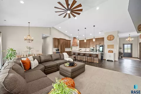 Living - 47251 254th St, Baltic, SD 57003 photo 1 of 5