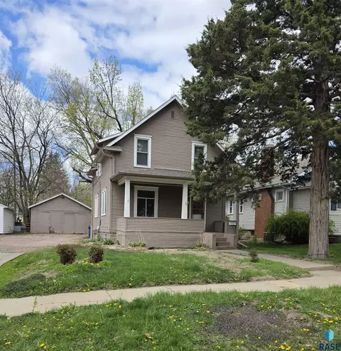 1913 S Duluth Ave, Sioux Falls, SD 57105