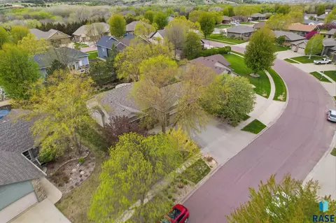 View/Area - 1609 S Locust Ave, Brandon, SD 57005 photo 3 of 3