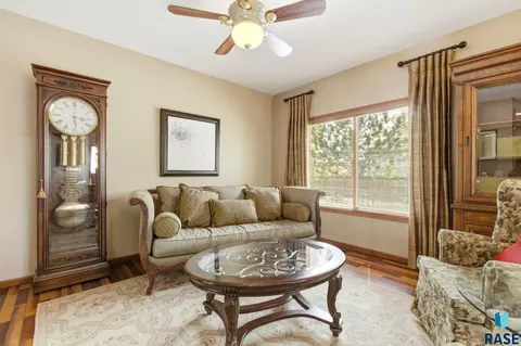 Living - 1609 S Locust Ave, Brandon, SD 57005 photo 2 of 6