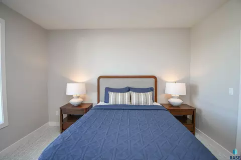 Bedroom - 8421 E Roughlock St, Sioux Falls, SD 57110 photo 6 of 23