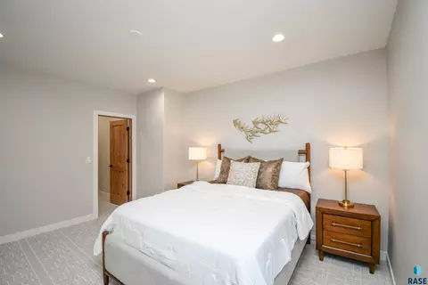 Bedroom - 8421 E Roughlock St, Sioux Falls, SD 57110 photo 15 of 23