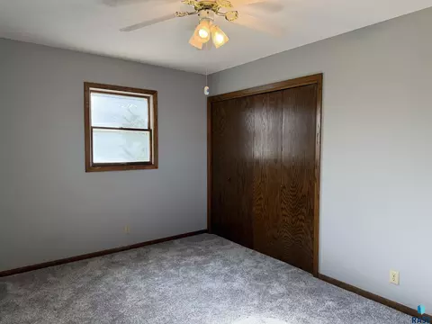 Bedroom - 500 E 9th St, Bridgewater, SD 57319 photo 1 of 7