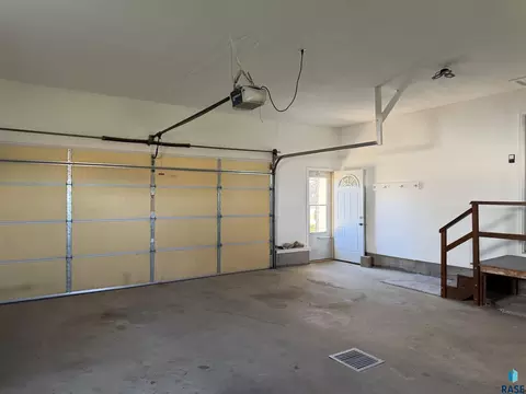 Other - 500 E 9th St, Bridgewater, SD 57319 photo 2 of 17