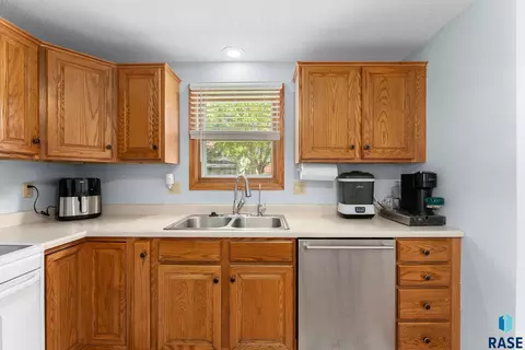Kitchen - 422 E 2nd St, Parker, SD 57053 photo 1 of 2