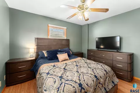 Bedroom - 422 E 2nd St, Parker, SD 57053 photo 3 of 5