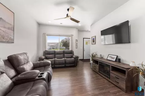 Other - 3003 S Broek Dr, Sioux Falls, SD 57106 photo 3 of 16