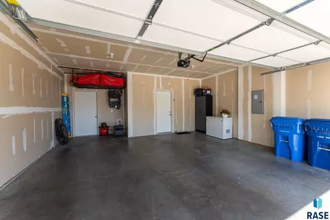 Other - 3003 S Broek Dr, Sioux Falls, SD 57106 photo 16 of 16