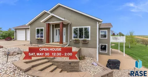 48290 N Hiawatha Pl, Canton, SD 57013