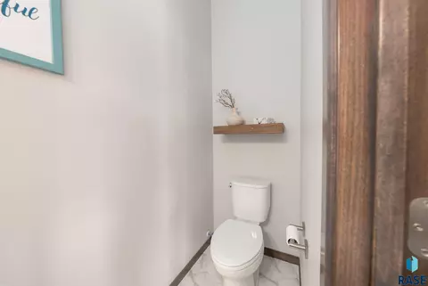 Bath - 227 E Ivy Rd, Tea, SD 57064 photo 1 of 4