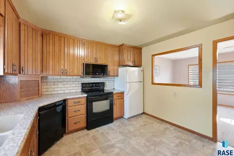 Kitchen - 2404 E 19th St, Sioux Falls, SD 57103 photo 1 of 2