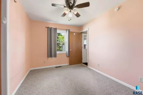 Other - 2404 E 19th St, Sioux Falls, SD 57103 photo 4 of 14