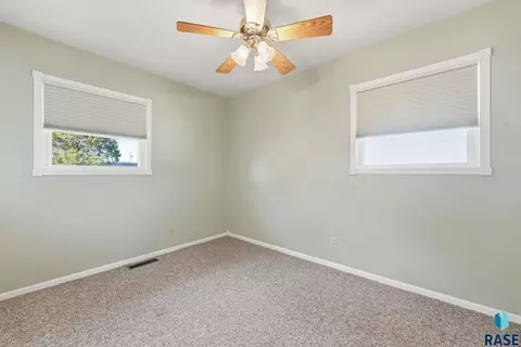 Bedroom - 2404 E 19th St, Sioux Falls, SD 57103 photo 1 of 6