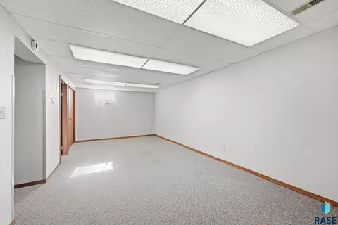 Other - 2404 E 19th St, Sioux Falls, SD 57103 photo 6 of 14