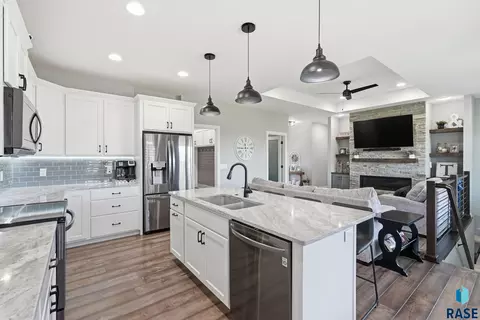 Kitchen - 6616 E 33rd St, Sioux Falls, SD 57110 photo 1 of 3
