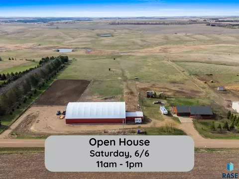 45139 Hawk Dr, Montrose, SD 57048