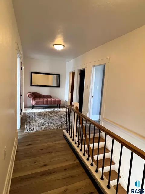 Entry Way - 37006 281st St, Geddes, SD 57342 photo 6 of 7