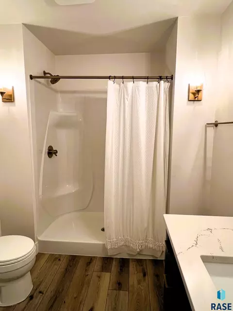 Bath - 37006 281st St, Geddes, SD 57342 photo 6 of 8