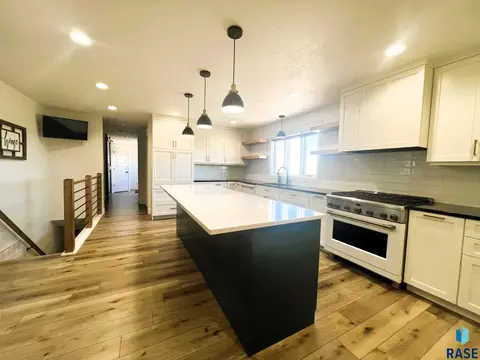 Kitchen - 37006 281st St, Geddes, SD 57342 photo 2 of 6