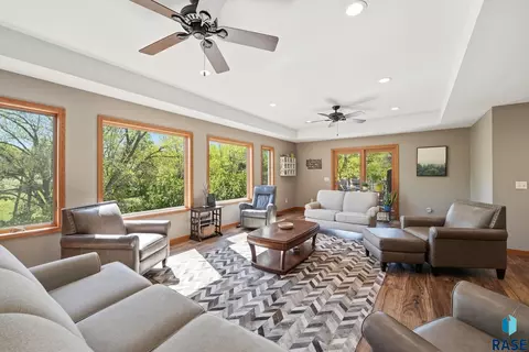 Living - 8508 E Saddle Creek Rd, Sioux Falls, SD 57110 photo 1 of 3