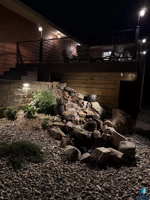 Exterior - 8508 E Saddle Creek Rd, Sioux Falls, SD 57110 photo 11 of 12