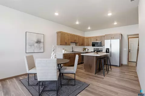 Dining - 2404 E Jetty Pl, Sioux Falls, SD 57108 photo 1 of 1