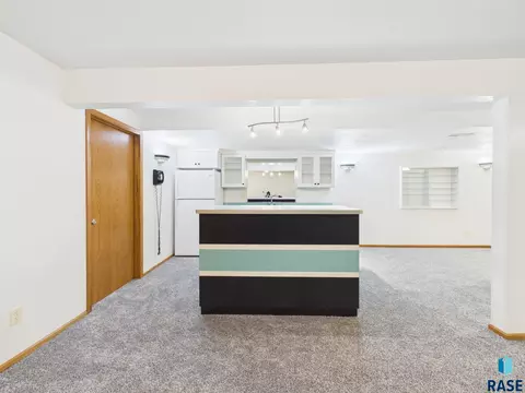 Other - 1108 Sunnyside Ct, Mitchell, SD 57301 photo 9 of 27