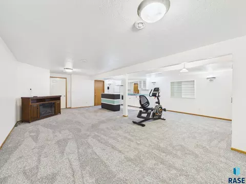 Other - 1108 Sunnyside Ct, Mitchell, SD 57301 photo 10 of 27