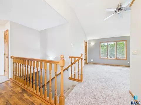 Living - 1108 Sunnyside Ct, Mitchell, SD 57301 photo 1 of 12