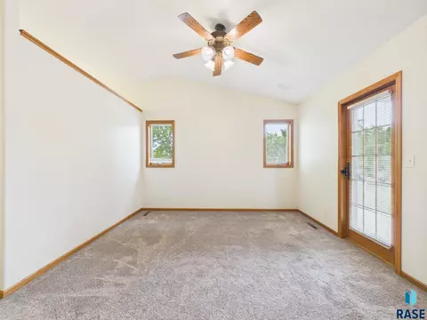 Bedroom - 1108 Sunnyside Ct, Mitchell, SD 57301 photo 1 of 9