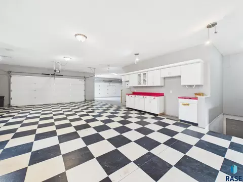Other - 1108 Sunnyside Ct, Mitchell, SD 57301 photo 20 of 27