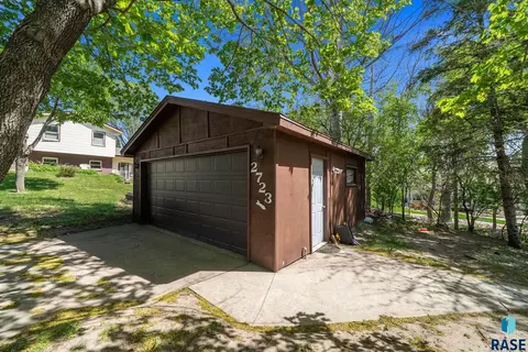 2717 E 192123 E Klondike Trl, Sioux Falls, SD 57103 photo 25