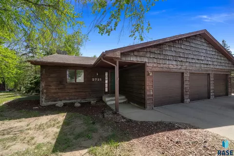 2717 E 192123 E Klondike Trl, Sioux Falls, SD 57103 photo 8