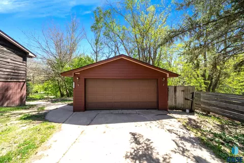 2717 E 192123 E Klondike Trl, Sioux Falls, SD 57103 photo 10