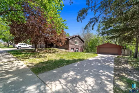 2717 E 192123 E Klondike Trl, Sioux Falls, SD 57103 photo 3