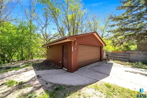 2717 E 192123 E Klondike Trl, Sioux Falls, SD 57103 photo 11