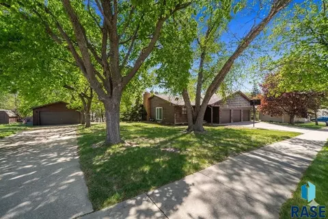 2717 E 192123 E Klondike Trl, Sioux Falls, SD 57103 photo 2